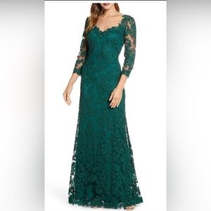 Tadashi long Green lace Tometi dress with sleeves size 16